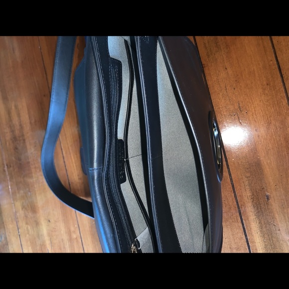 Grand Ambition Saddle Bag Crossbody - Picture 10 of 10